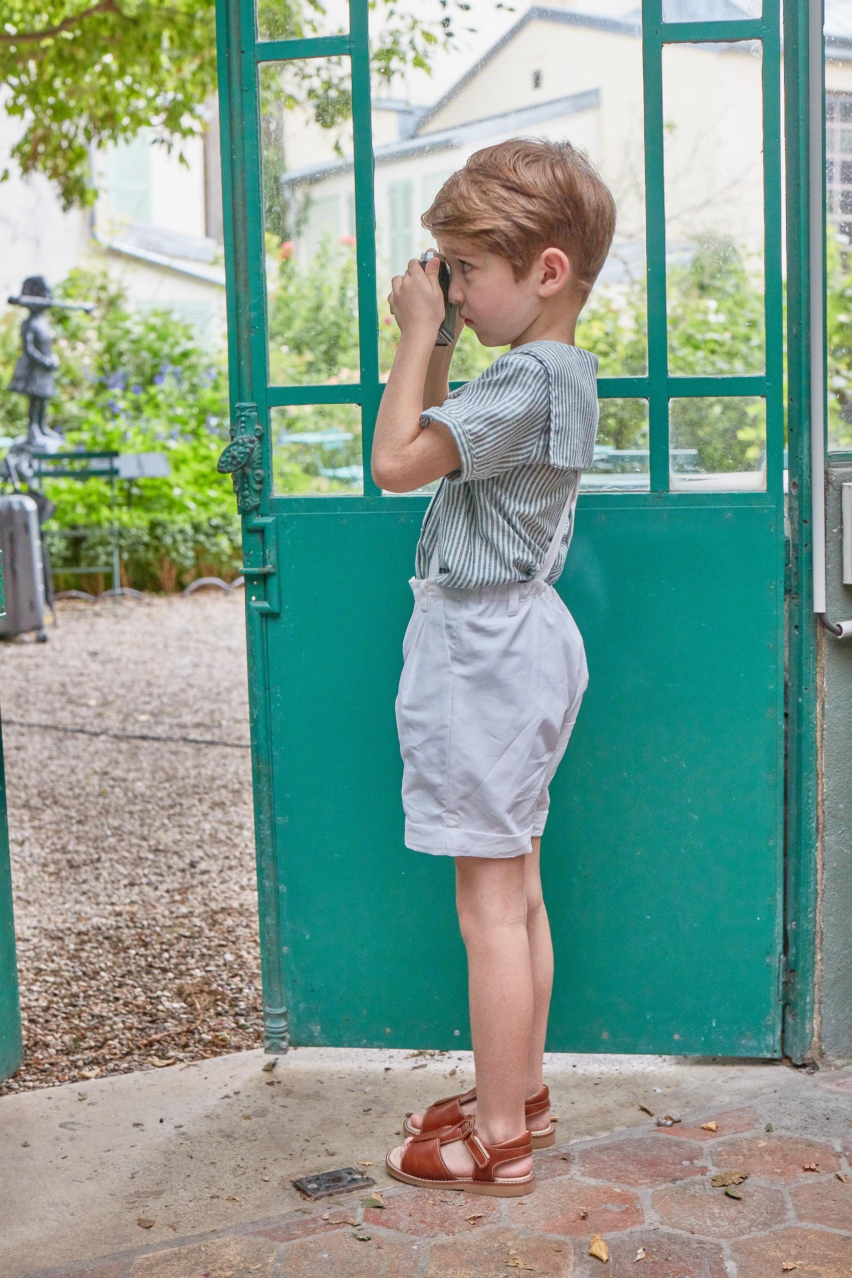 Ambroise, boy  shirt with sailor collar, short sleeves and double-breasted opening, in Teal stripes linen