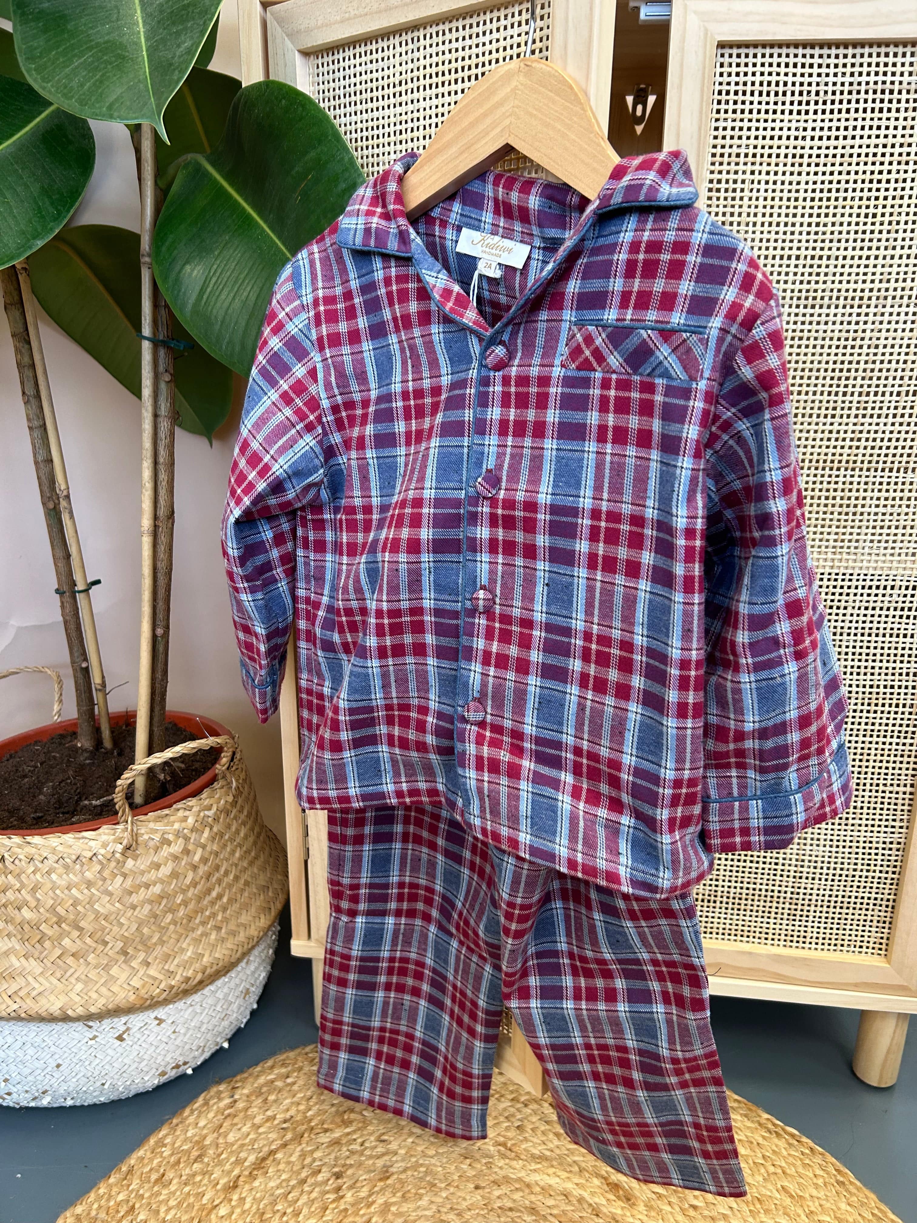 Madius children, Mixed pyjamas with lapel collar, in Red tartan