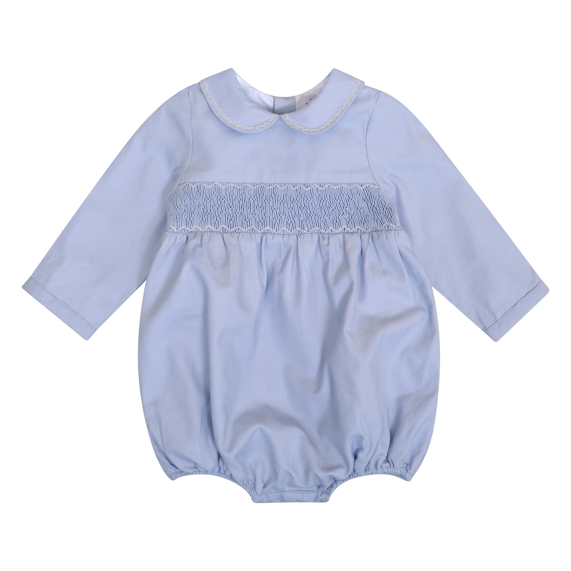 Maël, Barboteuse bébé manches longues, col claudine, taille smockée, en sergé de coton bio bleu Arctique - Maël, Long-sleeved baby romper, Peter Pan collar, smocked waist, in Artic blue organic cotton twill