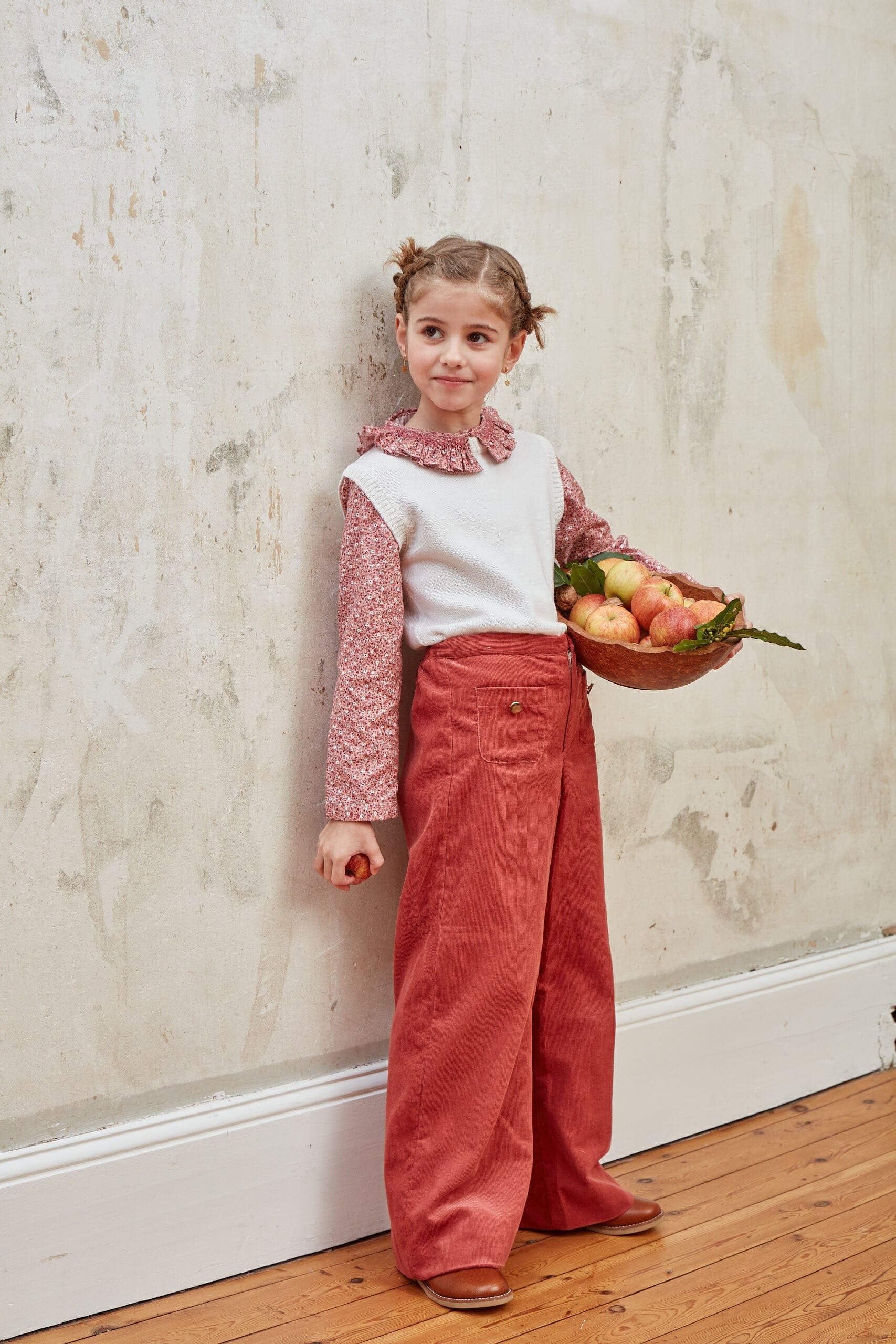 Nour, Girl blouse, in Ditsy red print