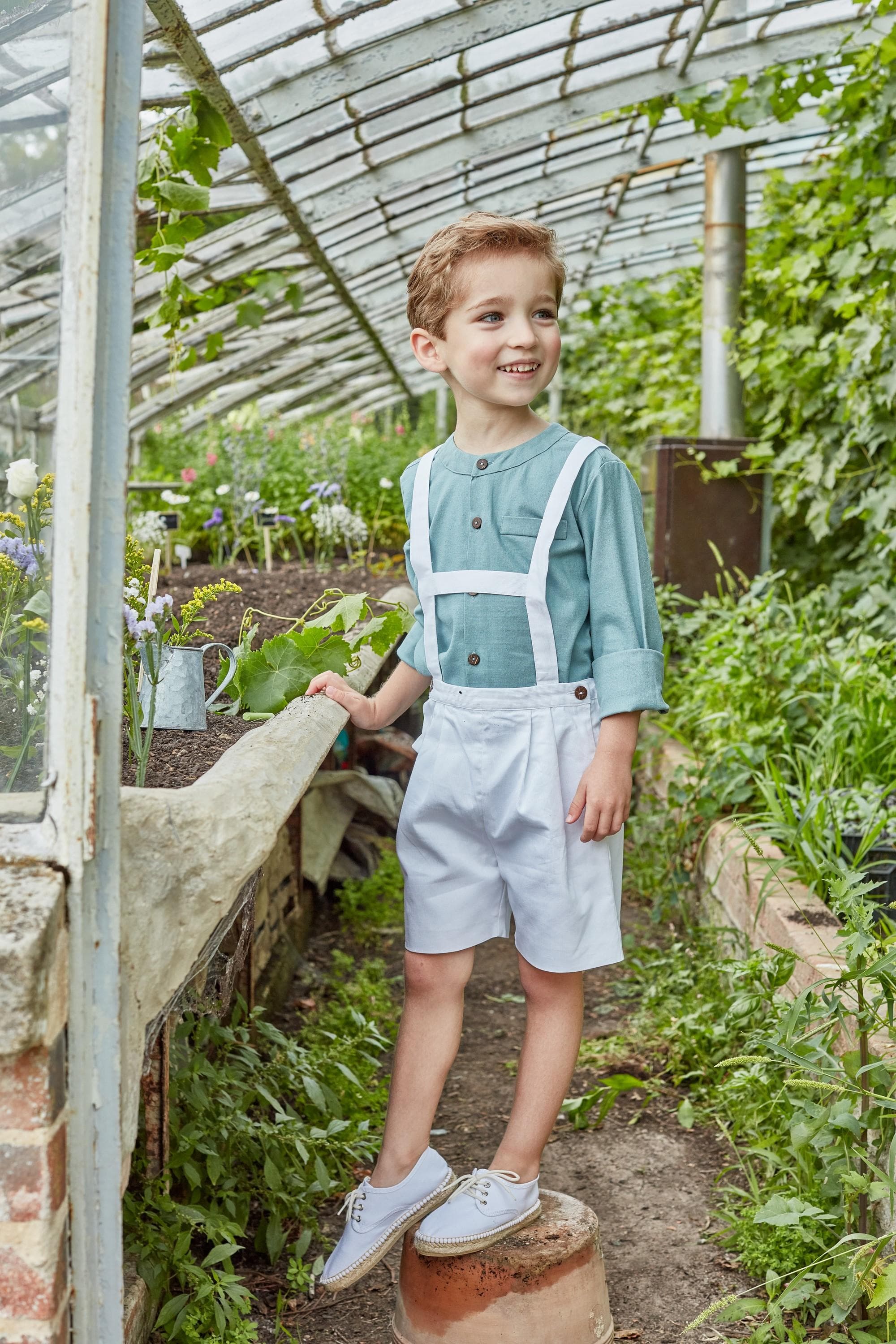 Elias, salopette garçon barre élevée H, en piqué de coton blanc - boy's high bar dungarees H, in white cotton piqué