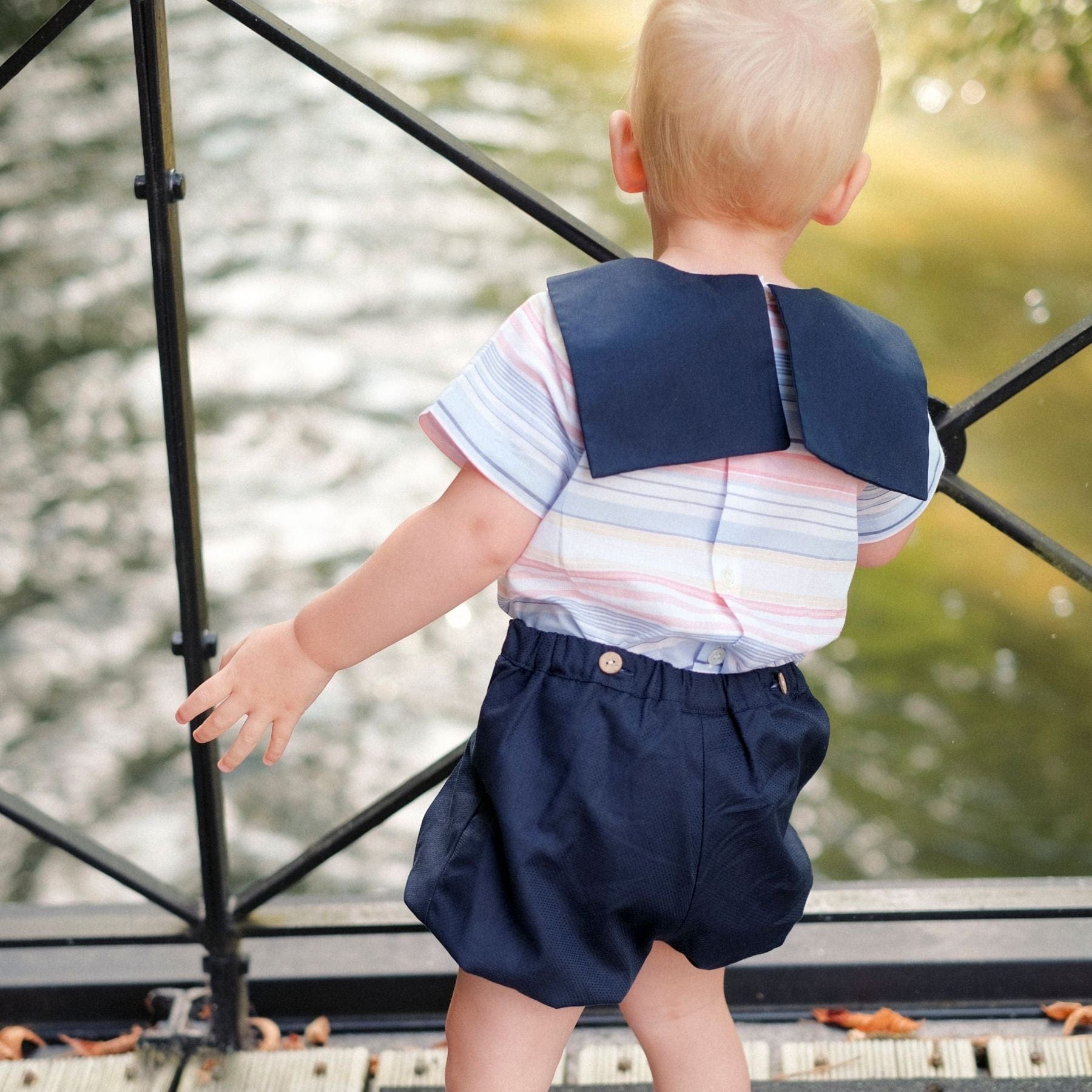 Ensemble bébé haut rayé col marin et bloomer